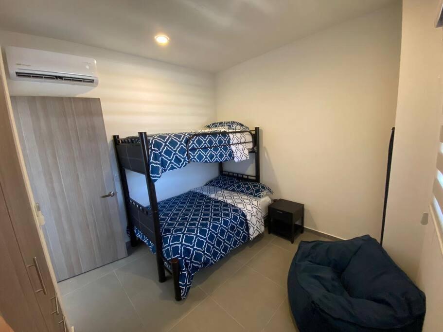 מזטלן Condo In El Centro Near Malecon! מראה חיצוני תמונה